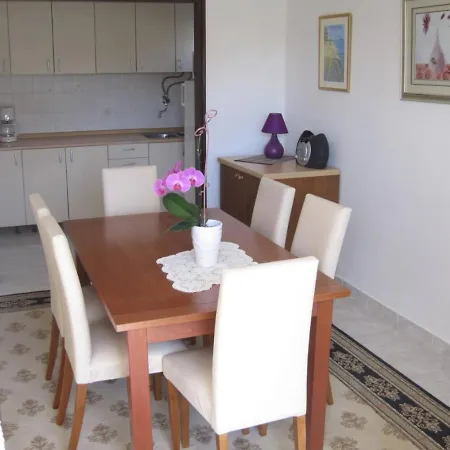 Apartmán With Parking Space - Diklo, - 14750